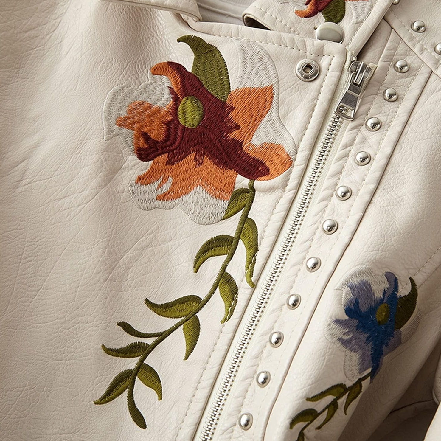 Ivy - Stylische und bequeme Kunstlederjacke für Frauen